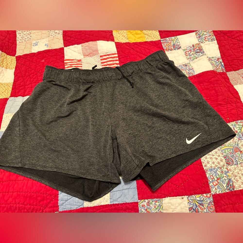 NIKE Dri-fit shorts excellent condition!